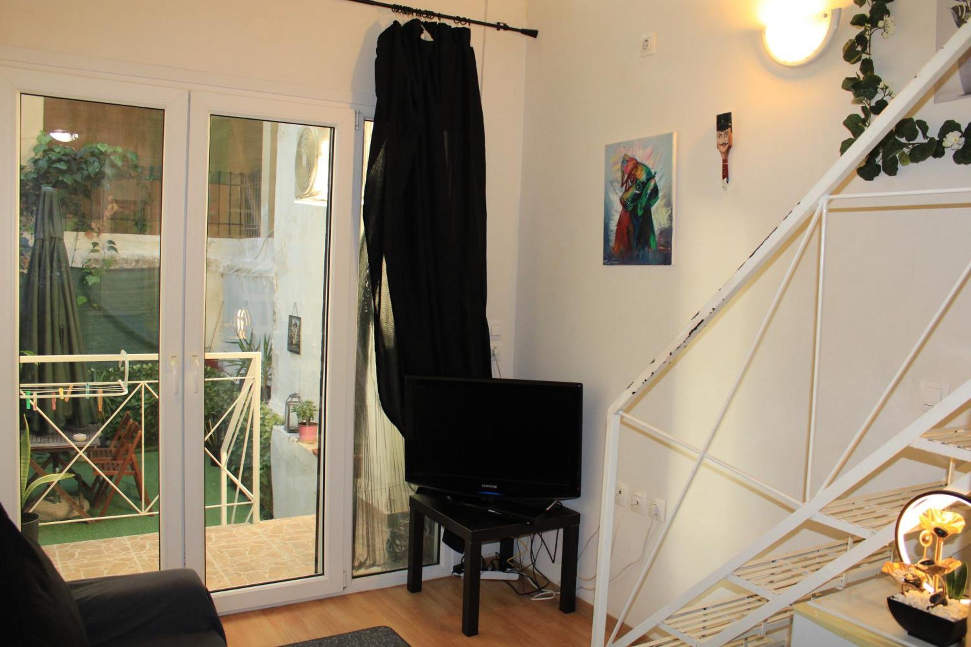 Apartment Cozy Mezonette Near Center Near Metro Athens